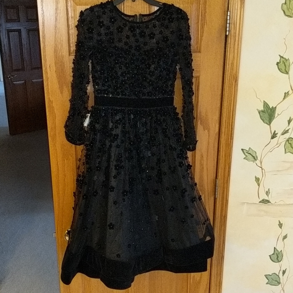 Tea Length Floral Applique Cocktail Dress